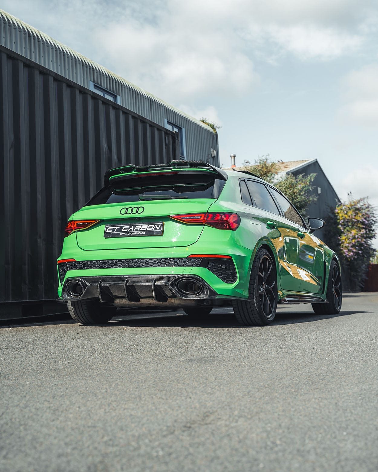 AUDI-RS3-8Y-2022-2024-SPORTBACK-CARBON-FIBRE-DIFFUSER-CT-DESIGN-5.jpg