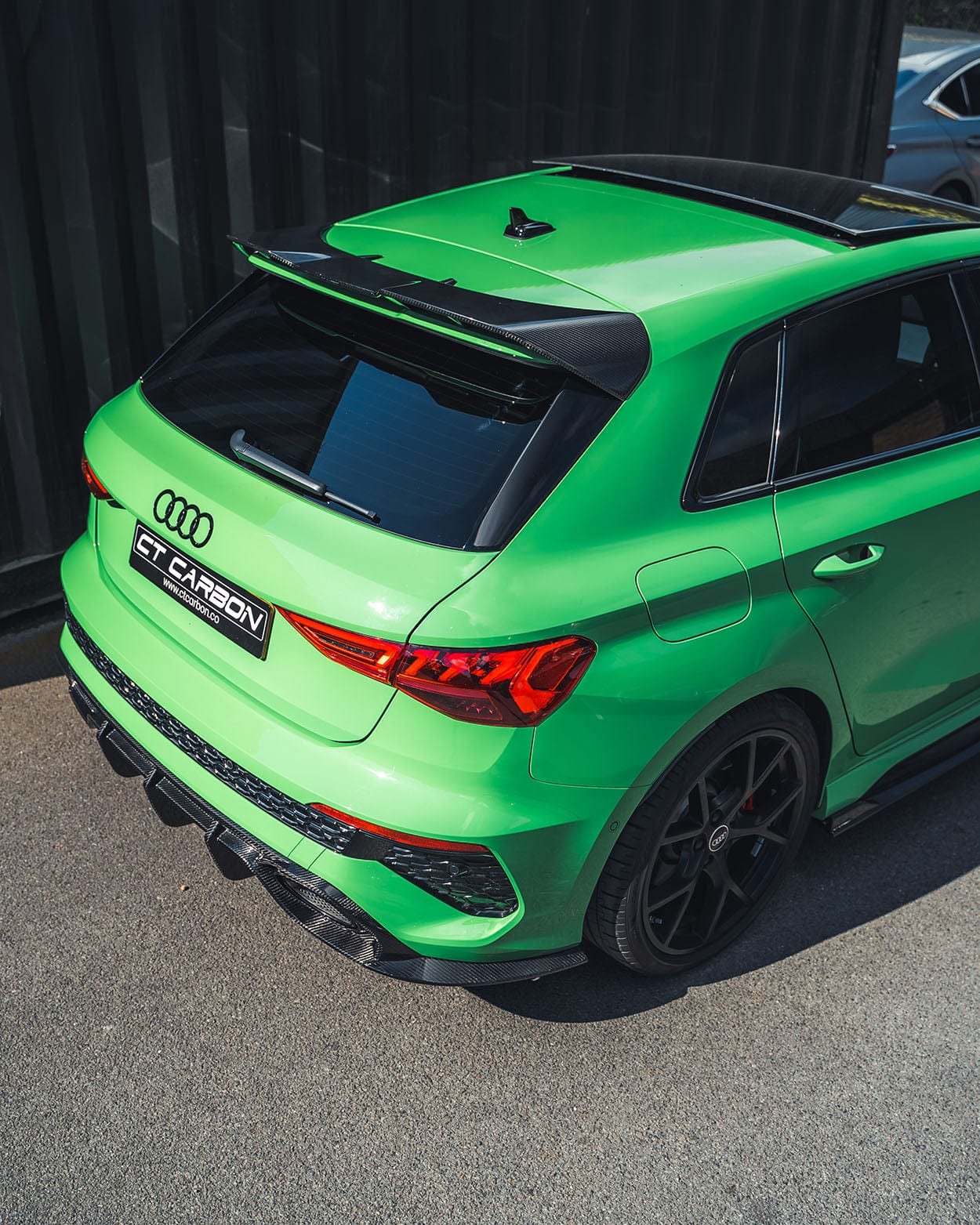AUDI-RS3-8Y-2022-2024-SPORTBACK-FULL-CARBON-FIBRE-KIT-CT-DESIGN-5.jpg