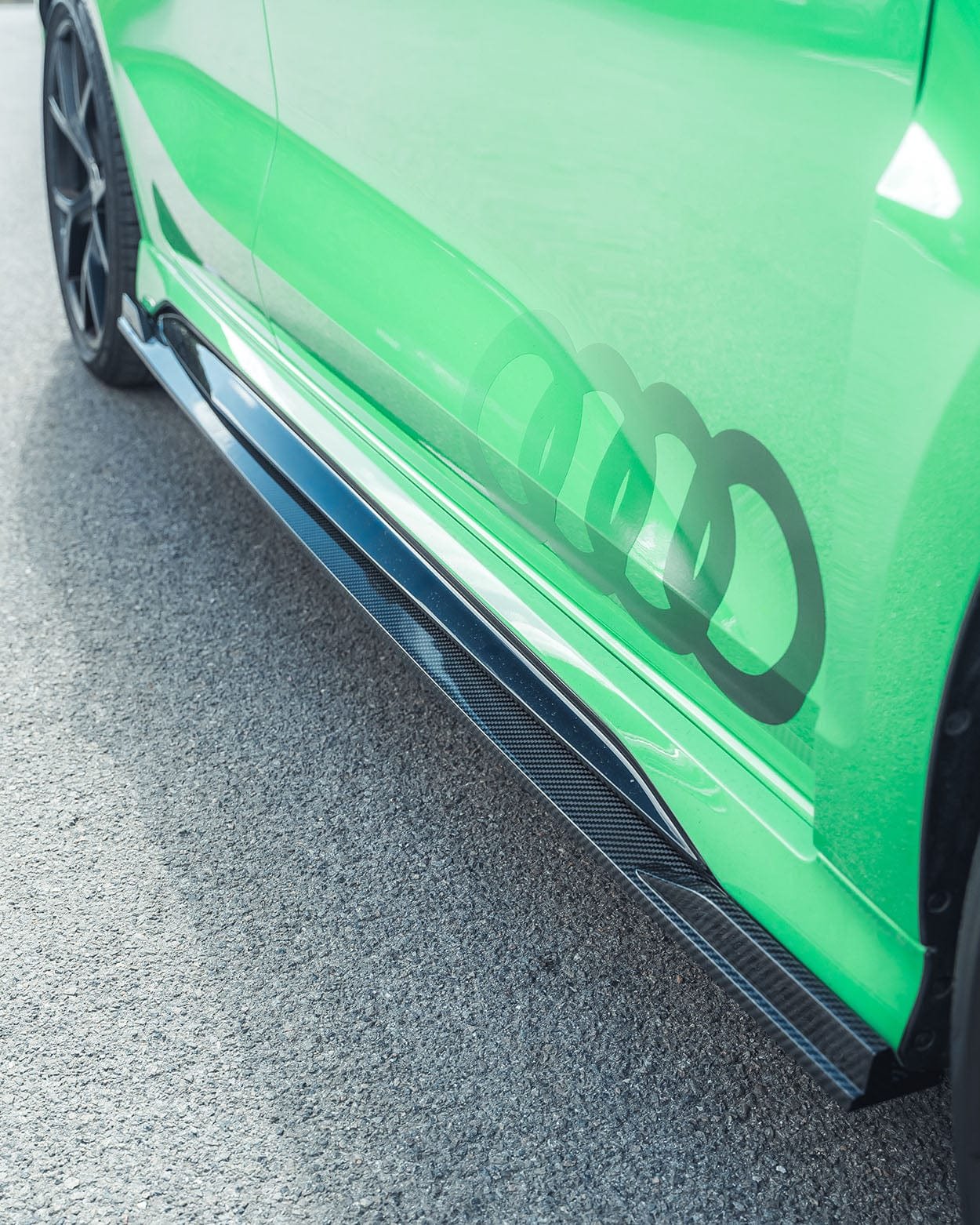AUDI-RS3-8Y-2022-CARBON-FIBRE-SIDE-SKIRTS-CT-DESIGN-3.jpg