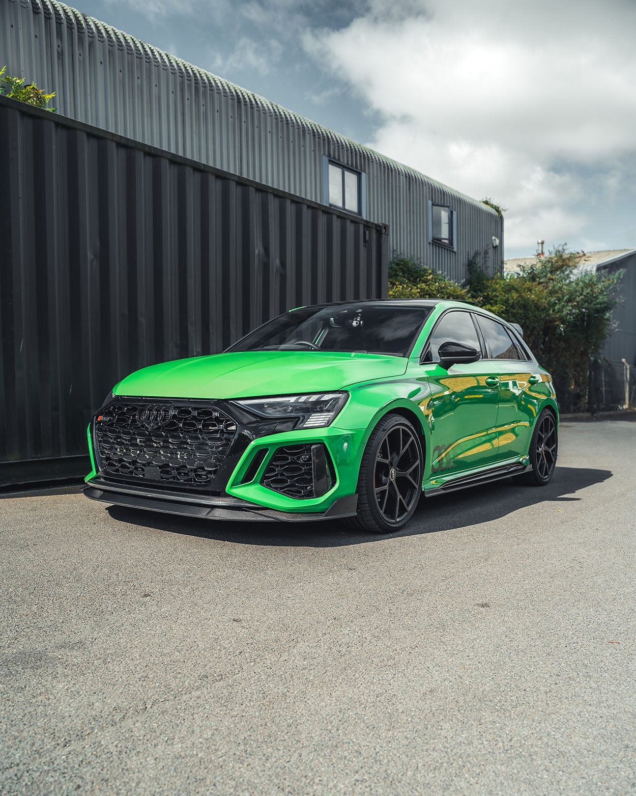 AUDI-RS3-8Y-2022-CARBON-FIBRE-SIDE-SKIRTS-CT-DESIGN-4.jpg