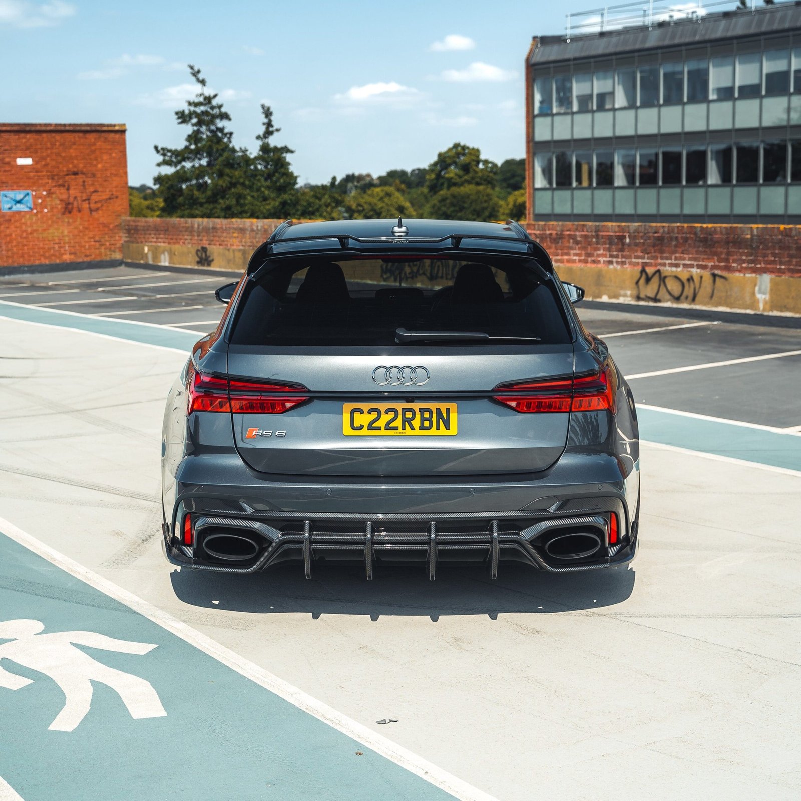AUDI-RS6-C8-AVANT-FULL-CARBON-FIBRE-KIT-CT-DESIGN-3.jpg