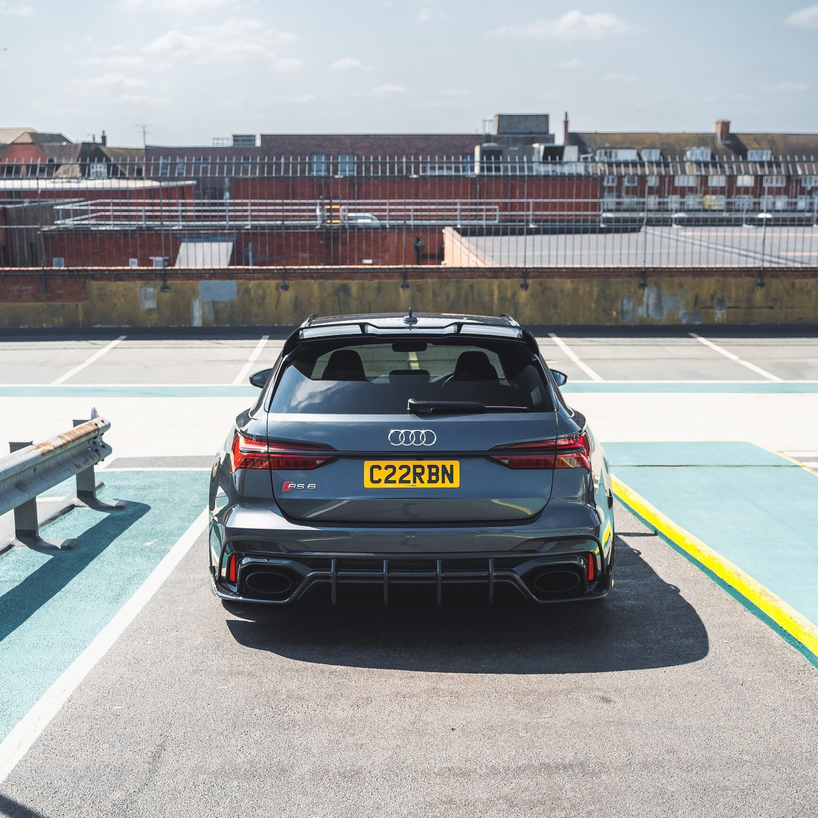 AUDI-RS6-C8-AVANT-FULL-CARBON-FIBRE-KIT-CT-DESIGN-9.jpg