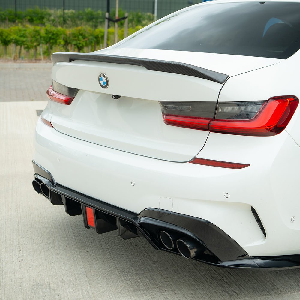 BMW-3-SERIES-G20G21-GLOSS-LED-BLACK-DIFFUSER-WITH-TIPS-3.jpg