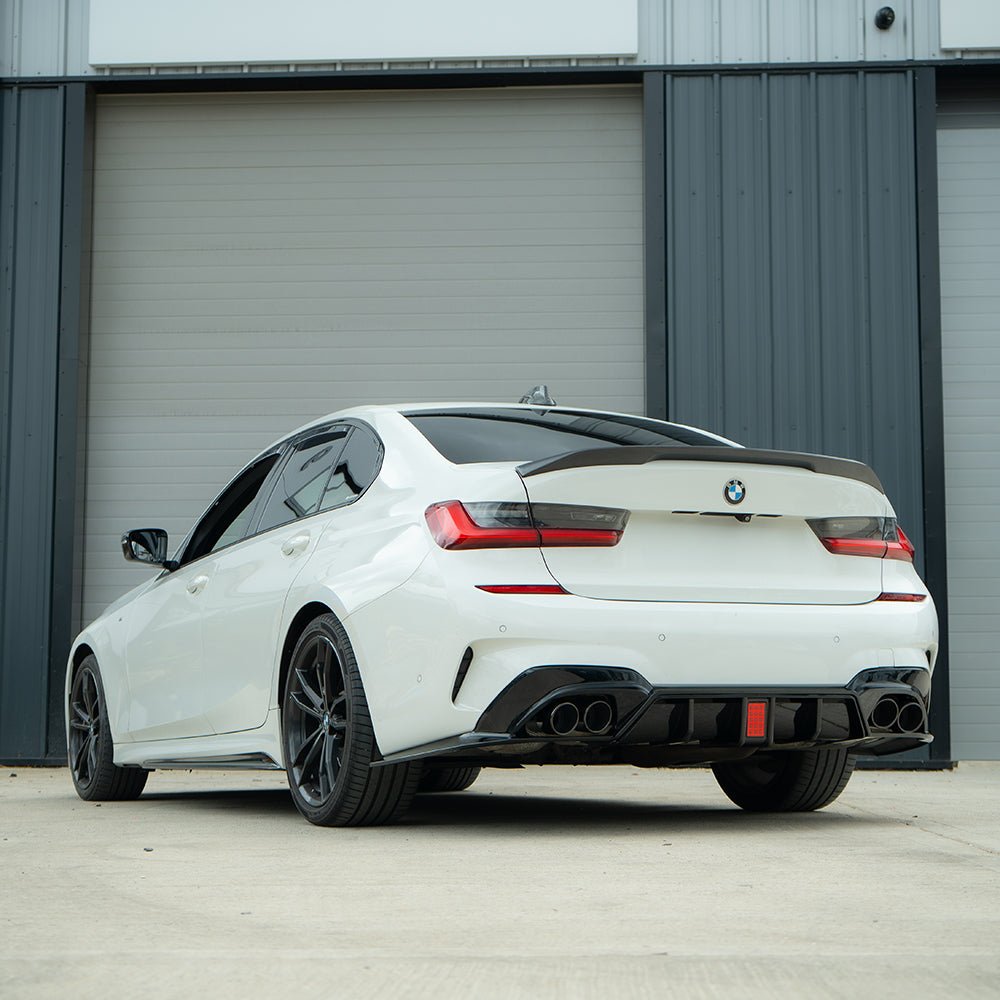 BMW-3-SERIES-G20G21-GLOSS-LED-BLACK-DIFFUSER-WITH-TIPS-4.jpg