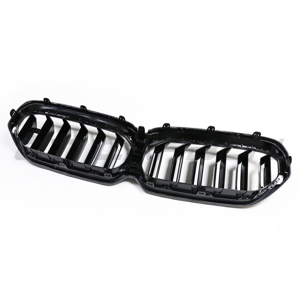 BMW-F90-M5-G30-G31-5-SERIES-LCI-CARBON-FIBRE-GRILLE-2.jpg