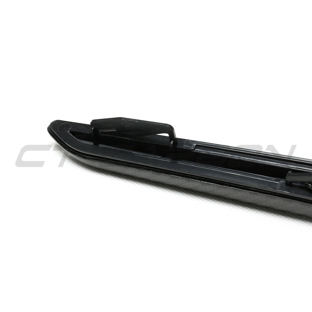 BMW-F90-M5-M5C-COMPETITION-CARBON-FIBRE-FENDER-TRIM-7.jpg