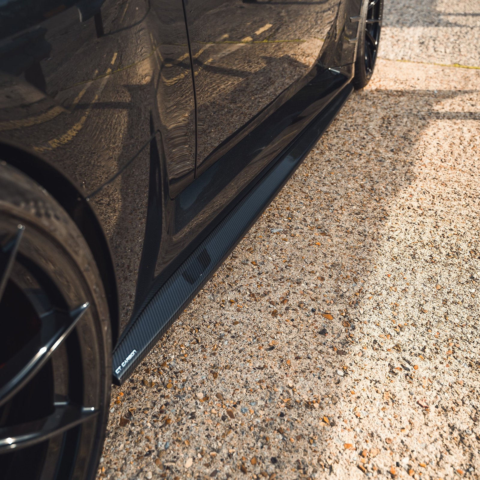 BMW-G87-M2-FULL-CARBON-FIBRE-KIT-CT-DESIGN-7.jpg
