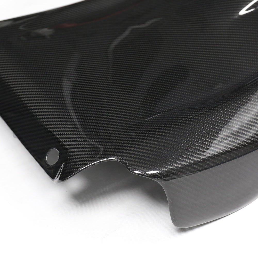 BMW-GXXF9X-FULL-CARBON-FIBRE-SEATS-BACKS-14.jpg