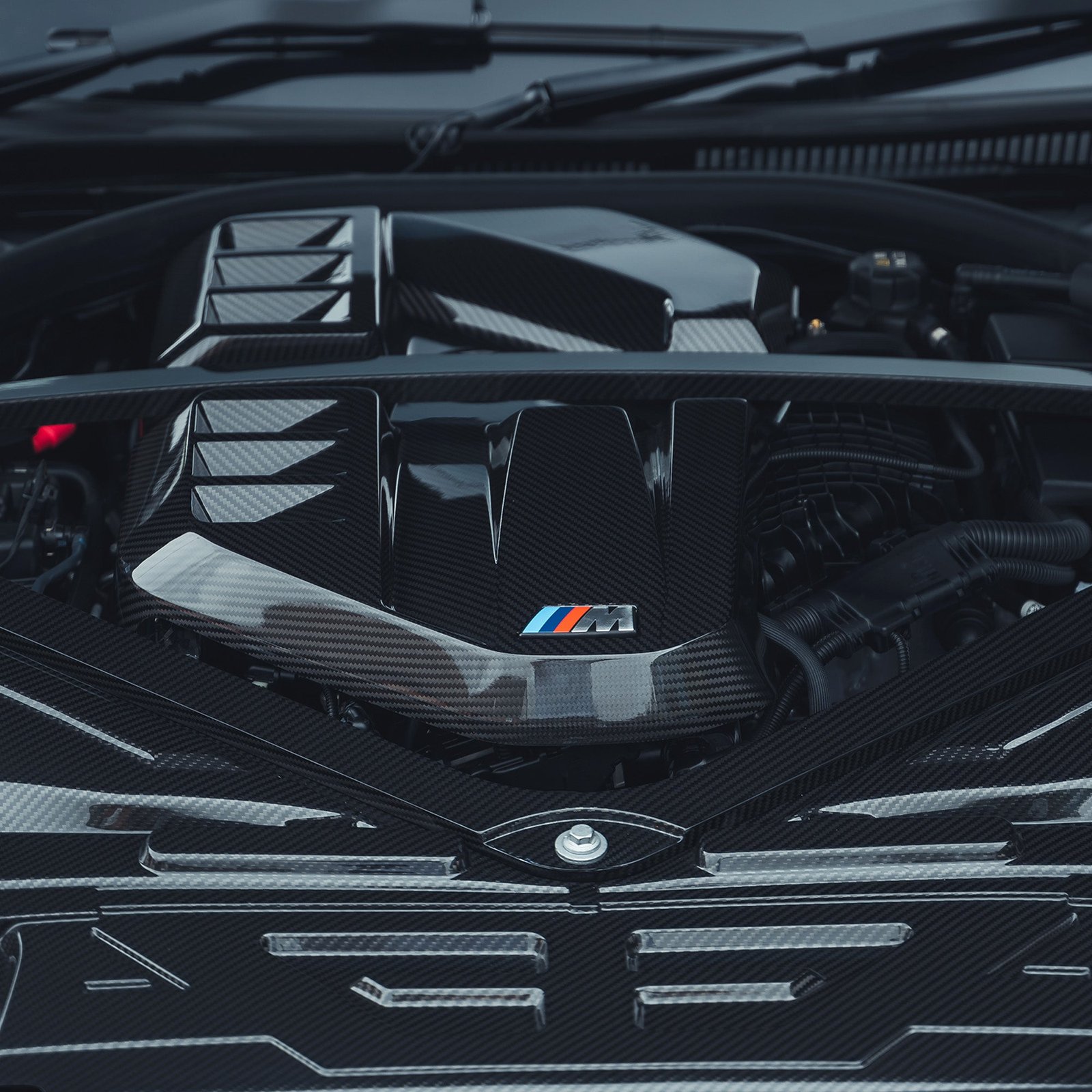 BMW-M2-M3-M4-G87G80G81G82G83-CARBON-FIBRE-ENGINE-COVER-12.jpg