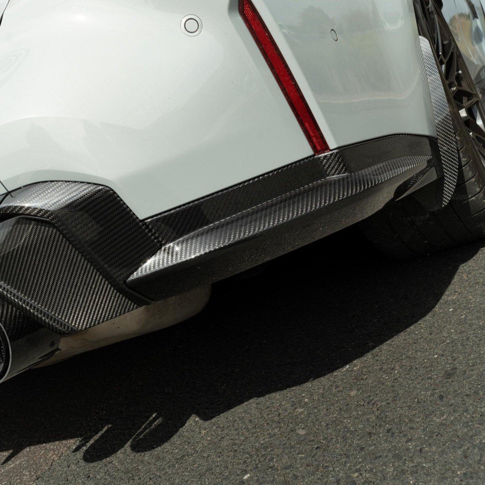 BMW-M3-G80G81-CARBON-FIBRE-DIFFUSER-CT-DESIGN-6.jpg