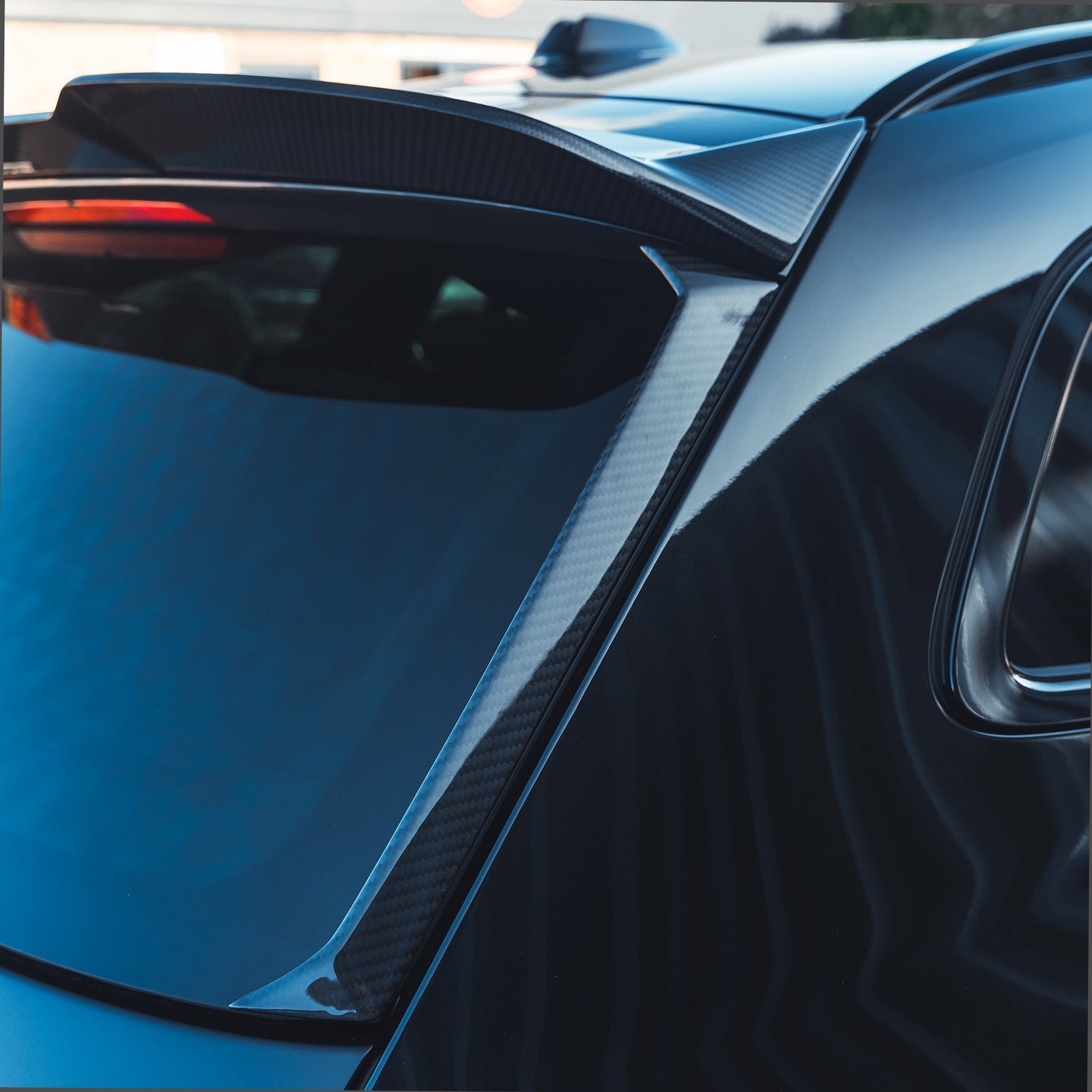 BMW-M3-G81-CARBON-FIBRE-SPOILER-CT-DESIGN-10.jpg