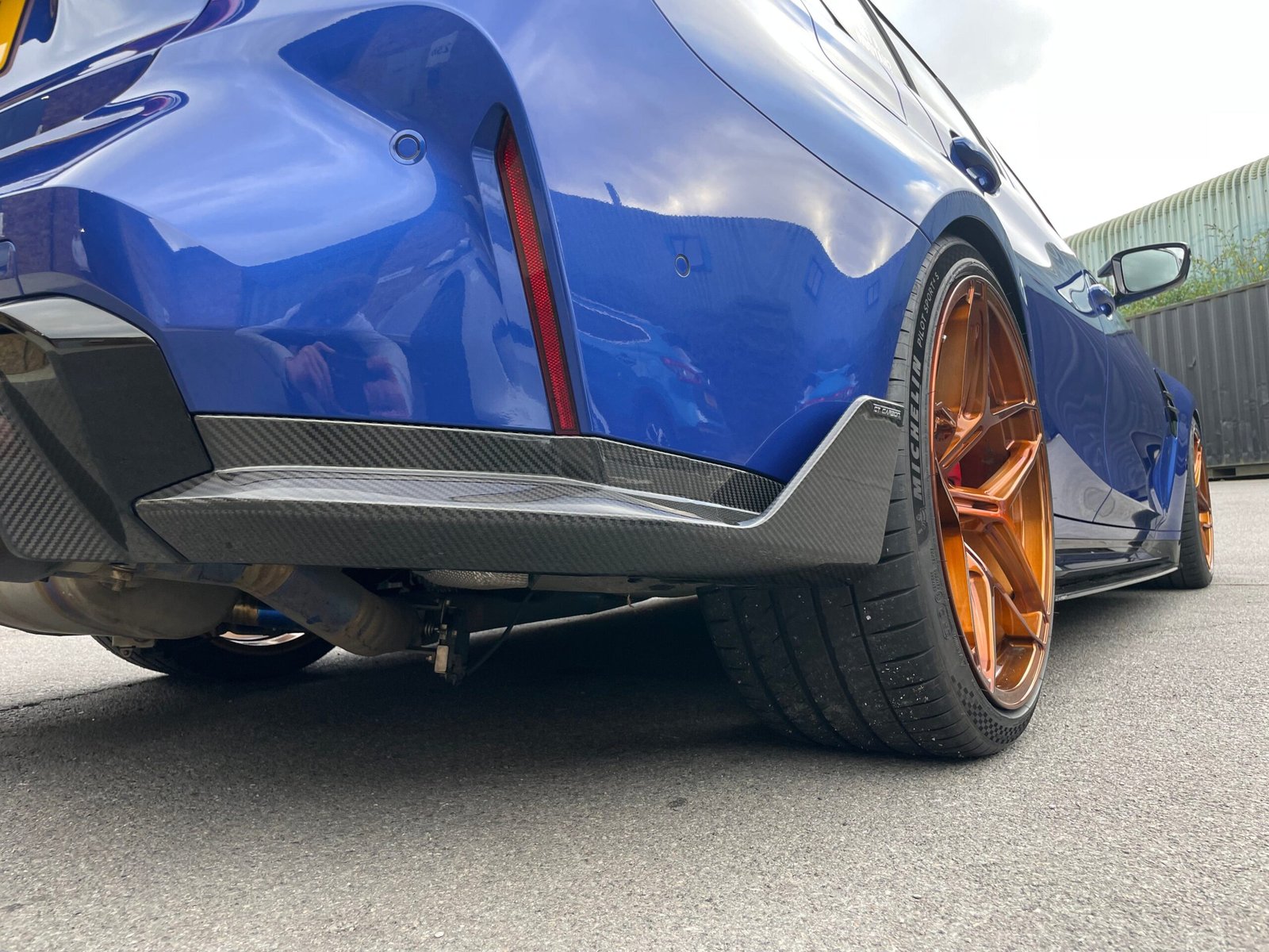 BMW-M4-G83-CARBON-FIBRE-KIT-MP-STYLE-4.jpg
