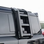 Defender_Ladder_1x1_Web_CT_Carbon_080126_01.jpg