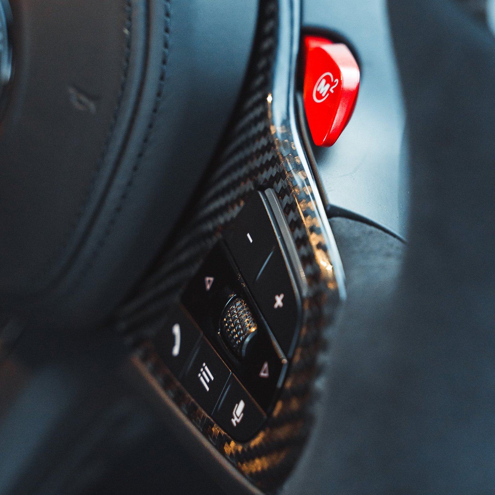 G82DIFFUSERTIPSANDSTEERINGWHEEL_-15.jpg