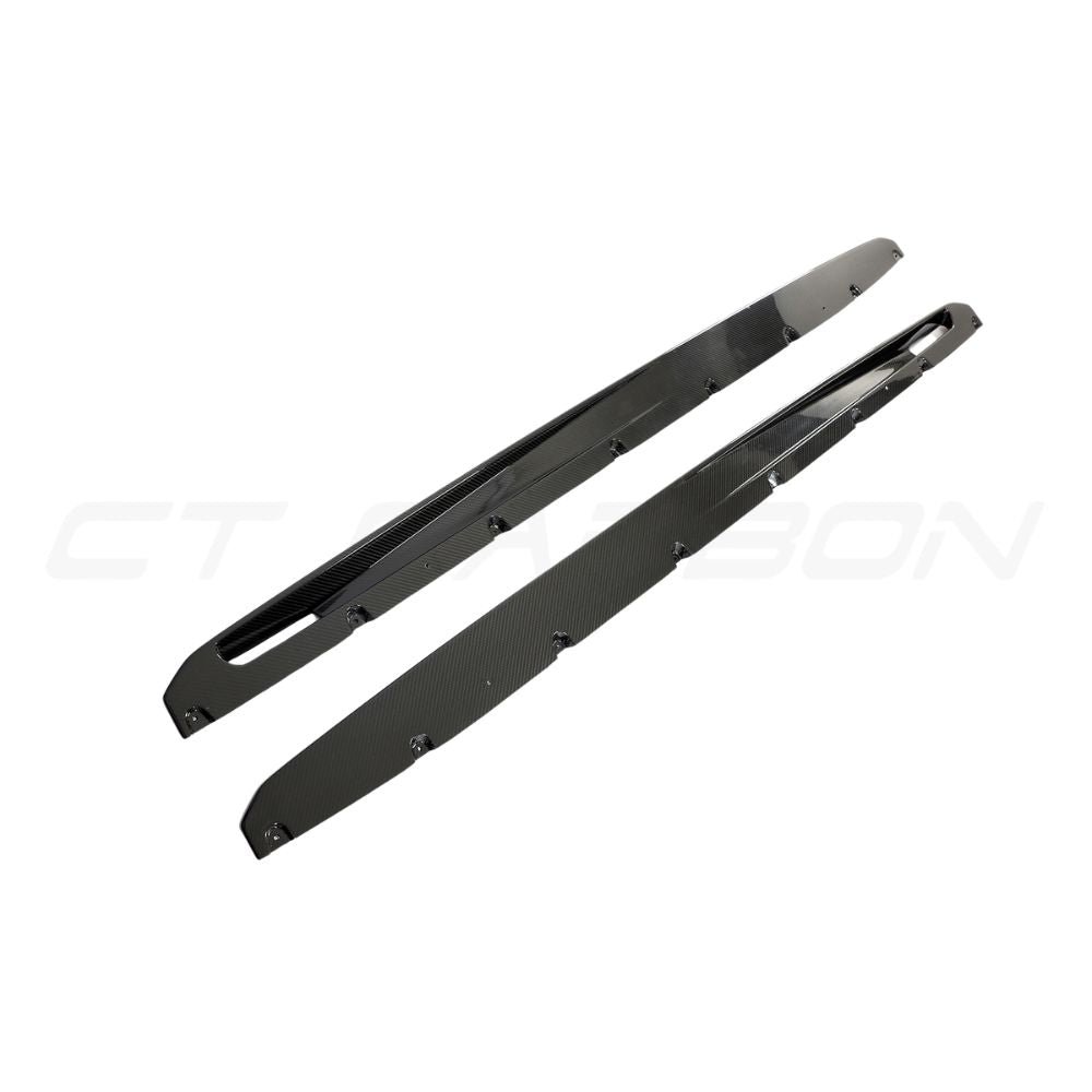 LAMBORGHINI-URUS-CARBON-FIBRE-SIDE-SKIRTS-CT-DESIGN-6.jpg