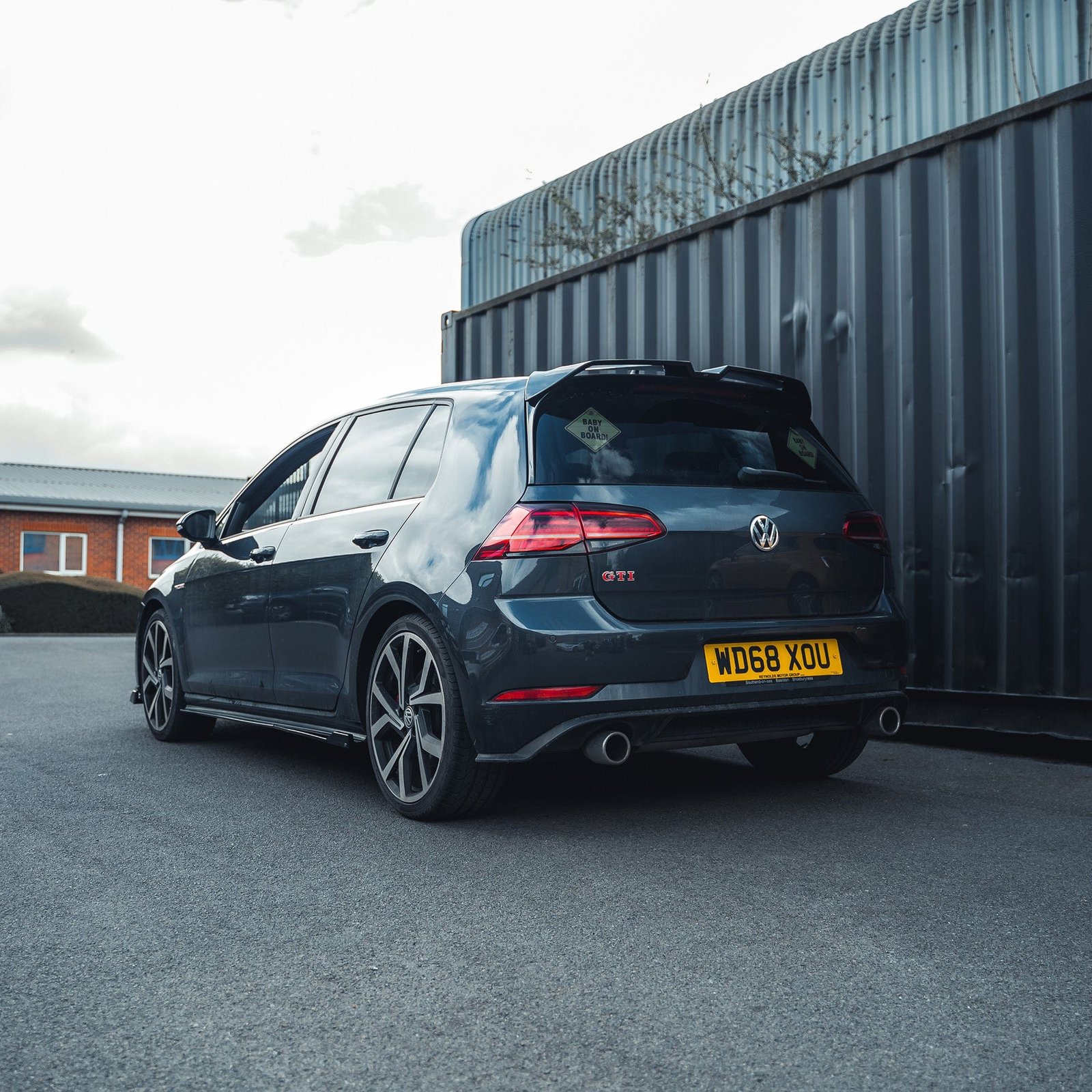 VOLKSWAGEN-GOLF-RGTDGTI-MK77_5-2014-2020-GLOSS-BLACK-SPOILER-3.jpg