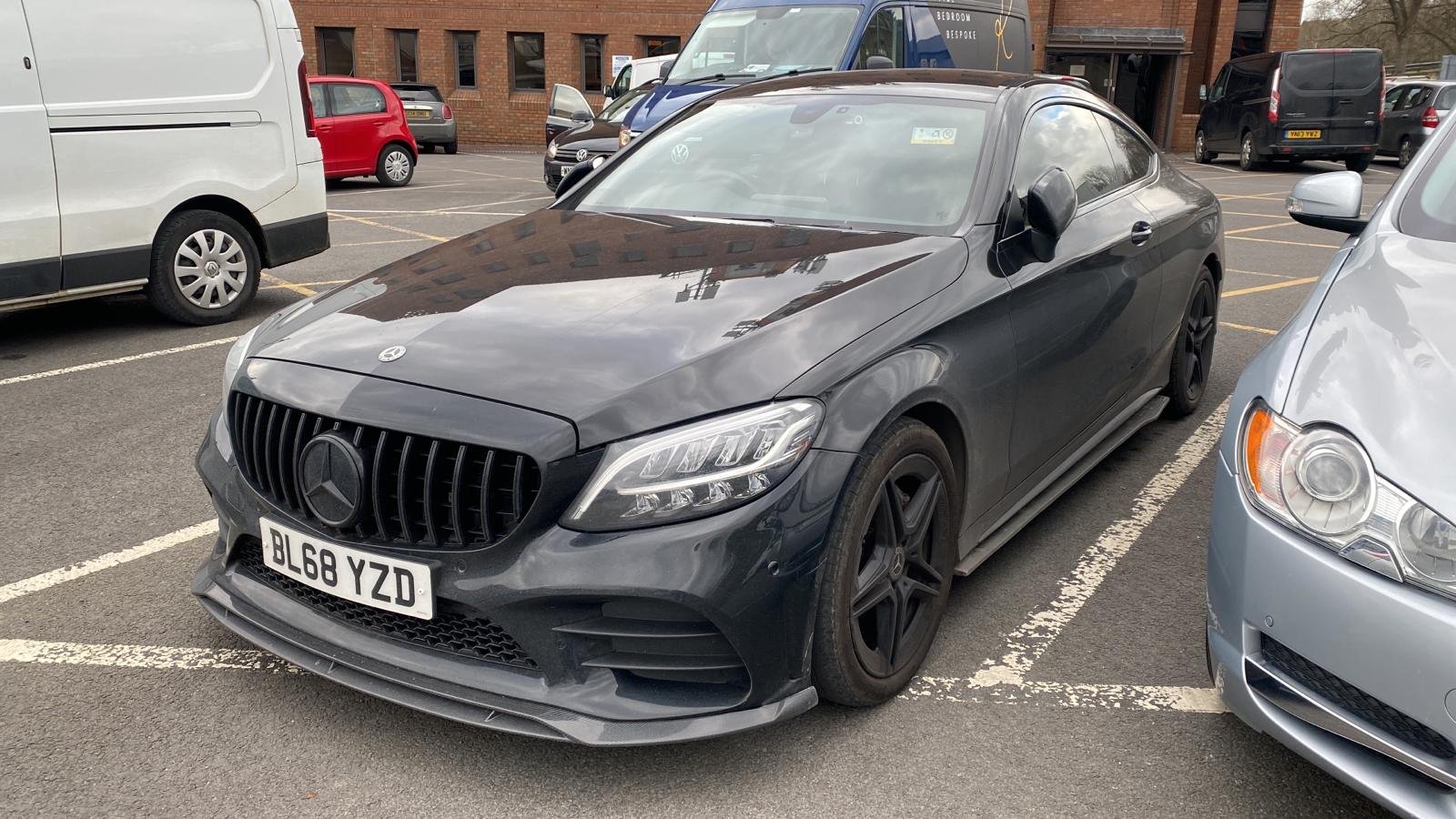 blak-by-ct-grille-mercedes-w205-c-class-2014-2018-black-grille-without-camera-blak-by-ct-carbon-mercedes-w205-c-class-2014-2018-amg-gt-panamerica-style-grille-33444583833770.jpg