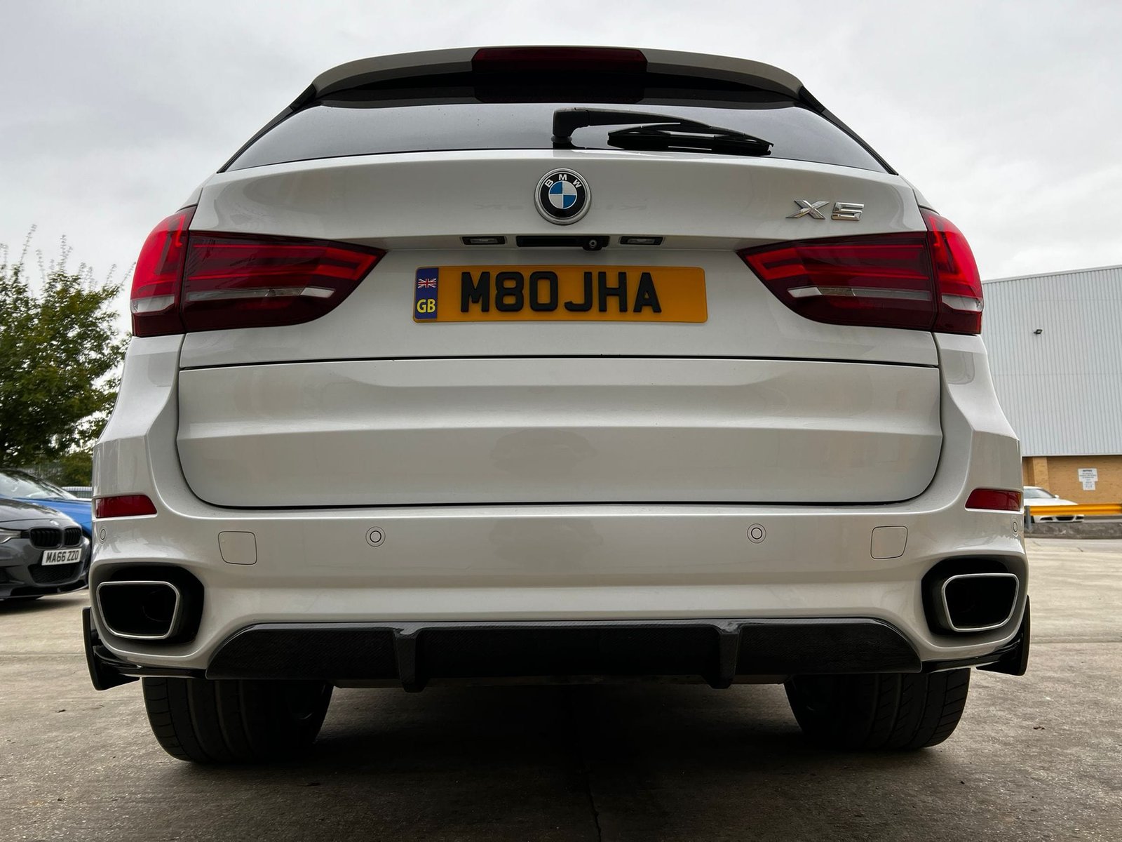 ct-carbon-diffuser-bmw-f15-x5-carbon-fibre-diffuser-mp-style-ct-carbon-bmw-f15-x5-carbon-fibre-diffuser-mp-style-31489750499498.jpg