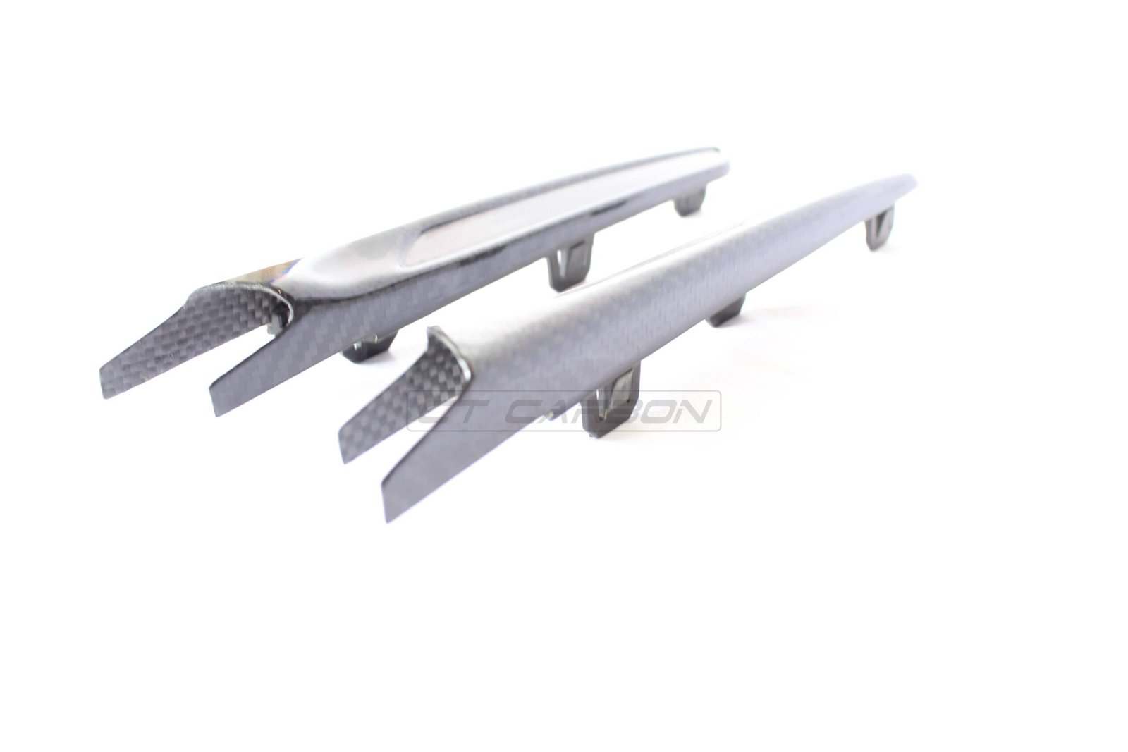 ct-carbon-side-vents-bmw-m3-m4-f80-f82-f83-carbon-fibre-side-vents-ct-carbon-bmw-m3-m4-f80-f82-f83-carbon-fibre-side-vents-28855556014250.jpg