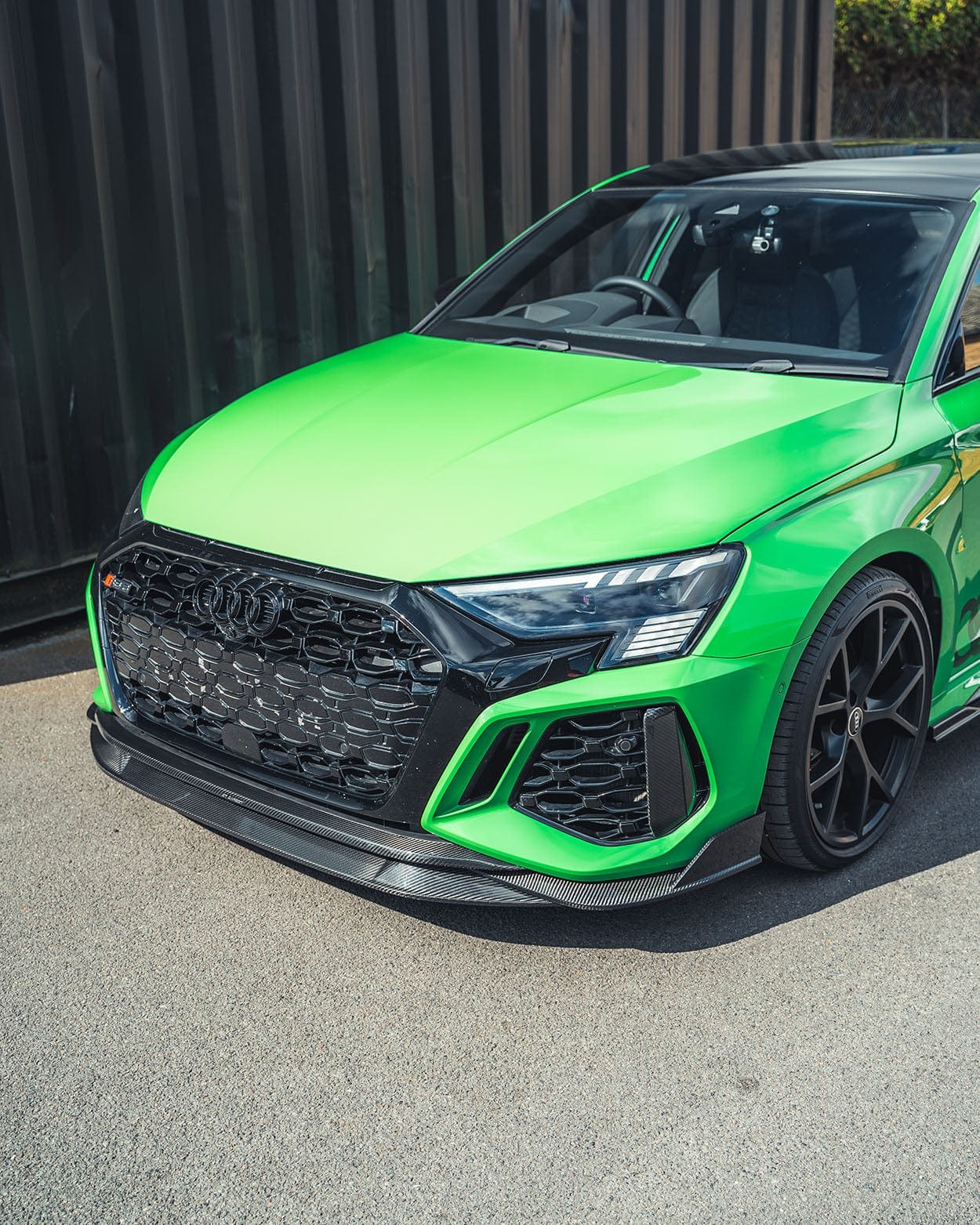ct-carbon-splitter-audi-rs3-8y-carbon-fibre-front-bumper-corners-ct-design-34288829333674.jpg